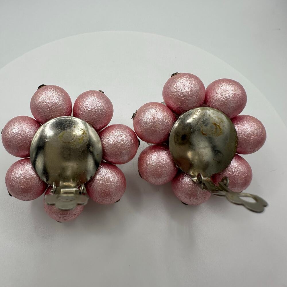 1950s vintage silver tone AB glass pink blue celluloid beaded clip on earrings - Picture 6 of 8